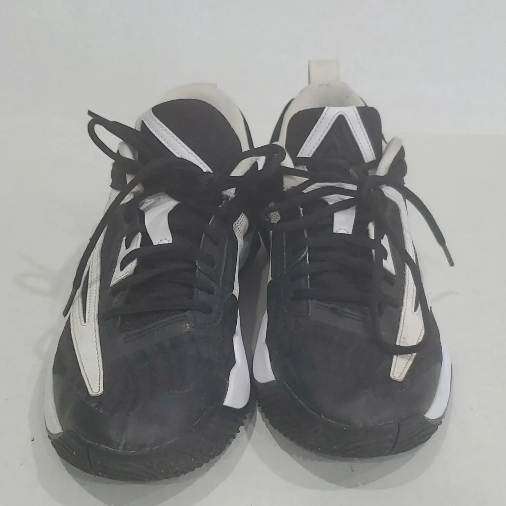 Nike Giannis Immortality 3 Basketball Shoes Black/White DZ7533 003 👟